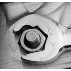 Zestaw 3 kluczy klucze płasko-oczkowe z podwójną grzechotką sata