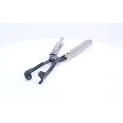 Kliešte na odstraňovanie tesnení Asta