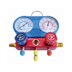 Zestaw do badania szczelności i napełniania klimatyzacji manometry