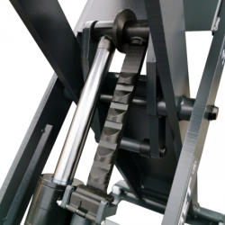 Profesjonalny podnośnik nożycowy 4,0 t z najazdami stabilny normet 400v