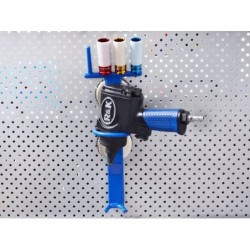 Uchwyt magnetyczny na klucz pneumatyczny i nasadki