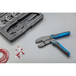 Szczypce do zaciskania konektorów elektrycznych