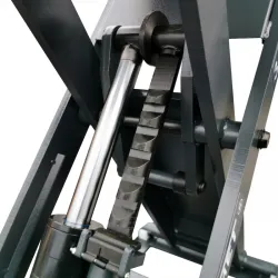 Profesjonalny podnośnik nożycowy 4T z najazdami stabilny normet 230v