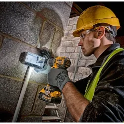 Dewalt 18v xr 70nm body cordless drill/screwdriver