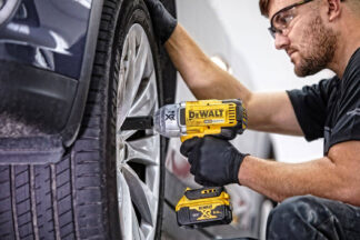 Klucz udarowy akumulatorowy DeWALT DCF899N 1625 Nm body 18V
